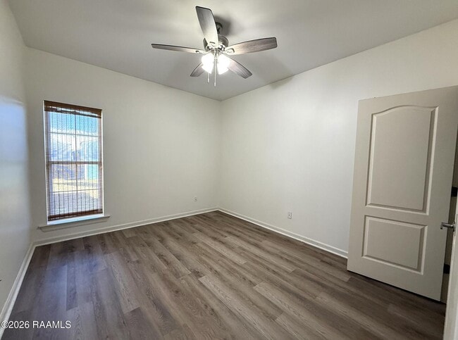 Building Photo - 102 Olive Vista Dr