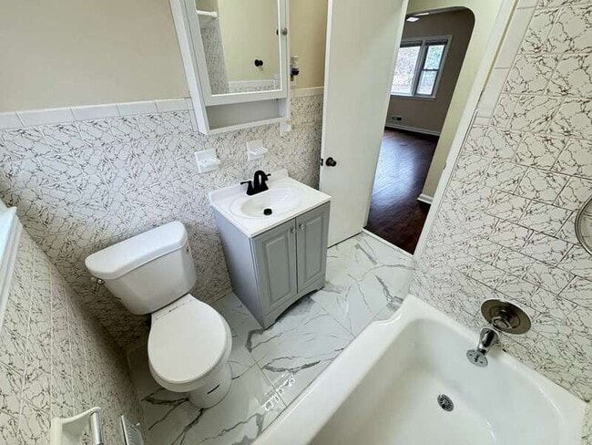 Building Photo - 316 Holy Cross Rd