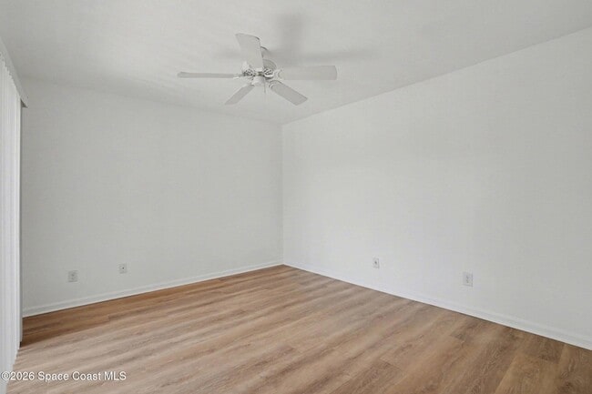 Building Photo - 3915 Vista Oaks Cir NE