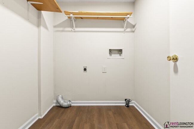 Building Photo - 208 Grayson Ct