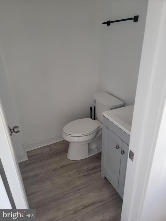 Building Photo - 401 S Ann St