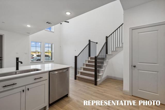 Building Photo - 1028 Bristleleaf Wy