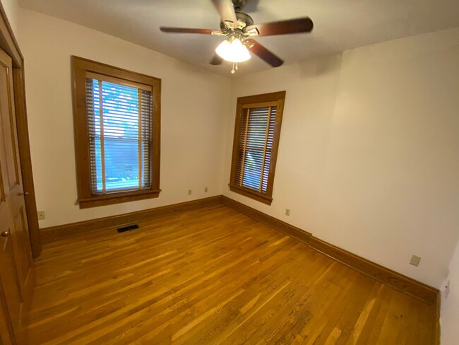 Building Photo - 629 Dennison Ave
