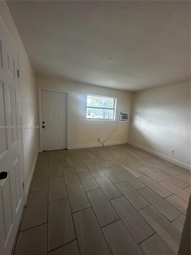 Building Photo - 11862 SW 212th St