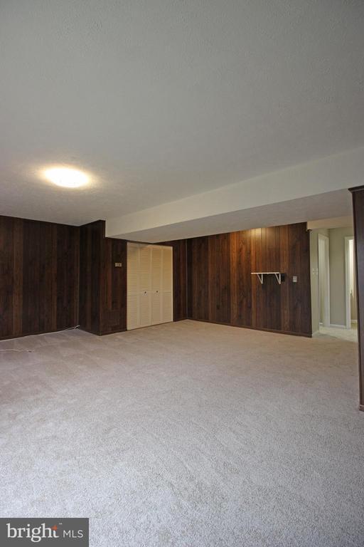 Building Photo - 8022 Northumberland Rd