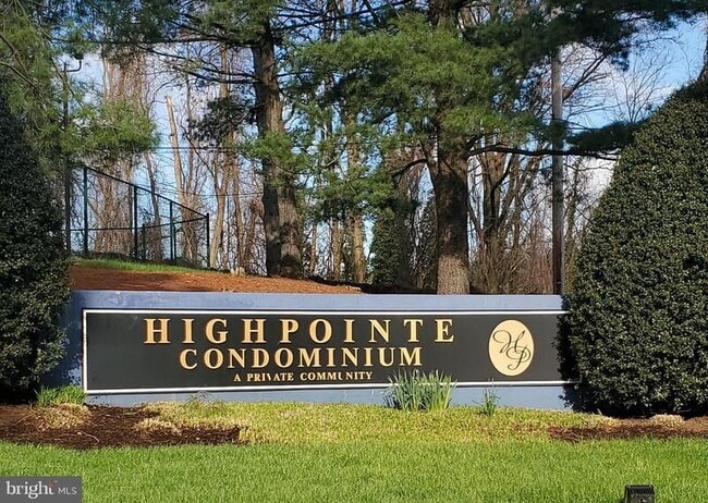 Building Photo - 4411 Falls Bridge Dr