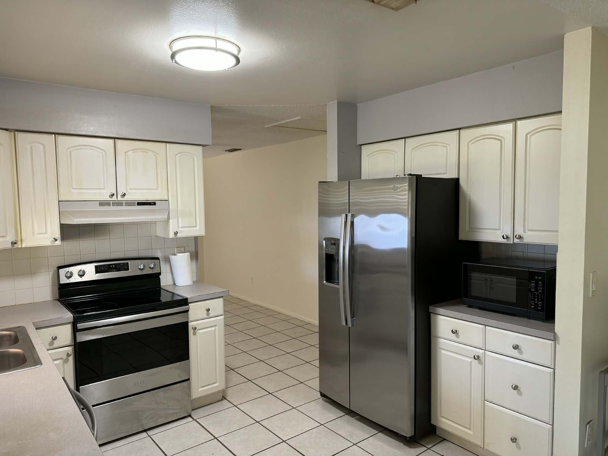 Building Photo - 600 6th Ave SE