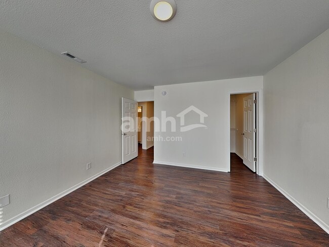 Building Photo - 14454 Banister Dr