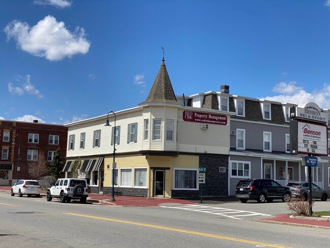 Building Photo - 4 Martin St