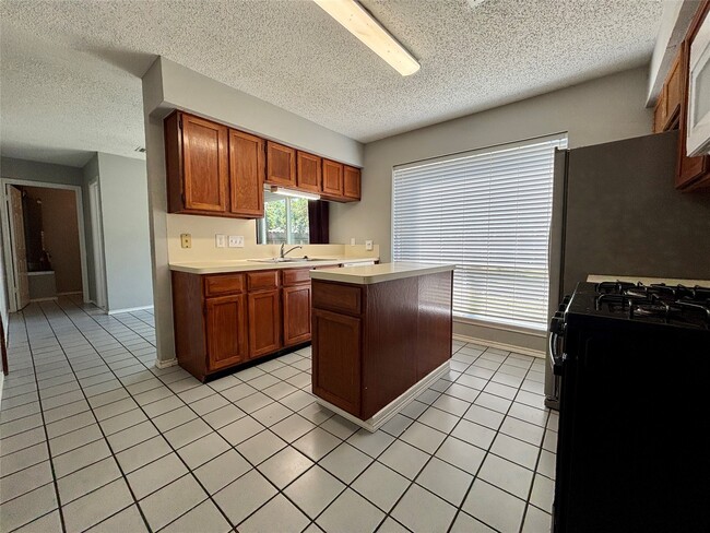 Building Photo - 23 Rockfern Rd