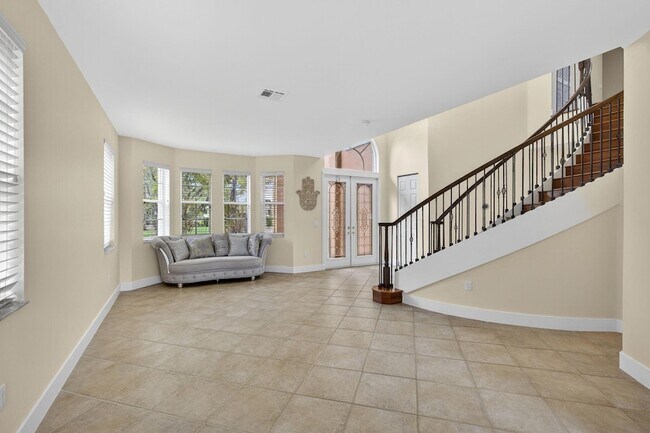 Building Photo - 1724 Annandale Cir
