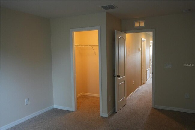 Building Photo - 2212 Lennox Dale Ln