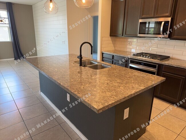 Building Photo - ***MOVE IN SPECIAL***GORGEOUS MARLEY PARK ...