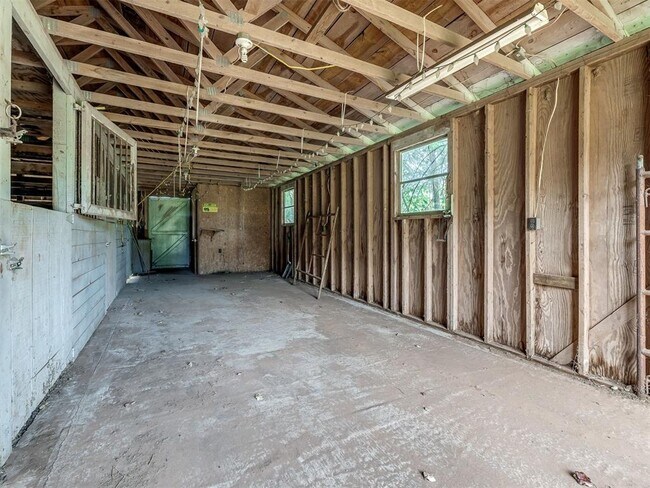 Building Photo - 935 Pendergraft Way