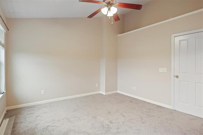 Building Photo - 172 Straughn Ln