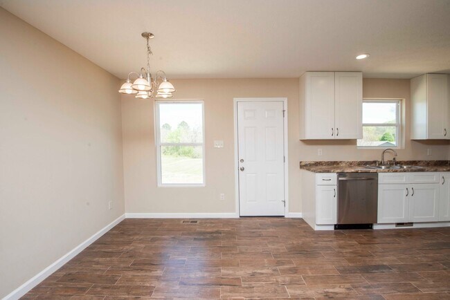 Building Photo - Knoxville 37849 - 3BR/2.5BA home with wash...