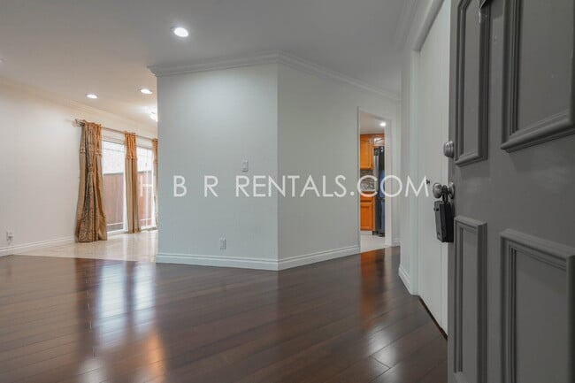 Building Photo - Single Story Charming 3-Bedroom Pleasanton Home Now MOVE IN Ready!