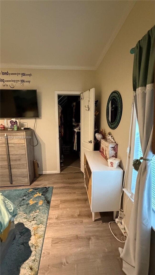 Building Photo - 4219 Royal Manor Blvd