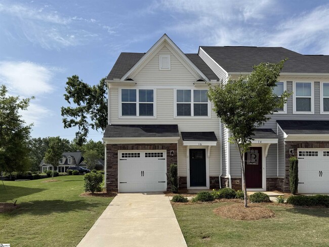 Primary Photo - 16 Carlow Ct