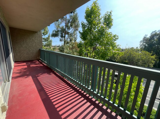 Building Photo - 412 N Bellflower Blvd