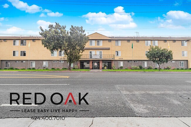 Building Photo - 1930 S Del Mar Ave