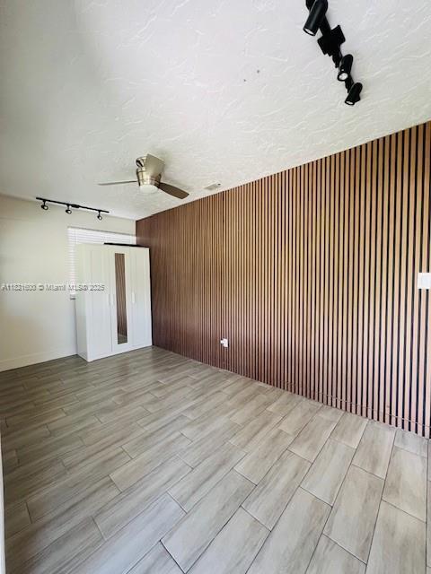 Building Photo - 21838 Rainberry Park Cir