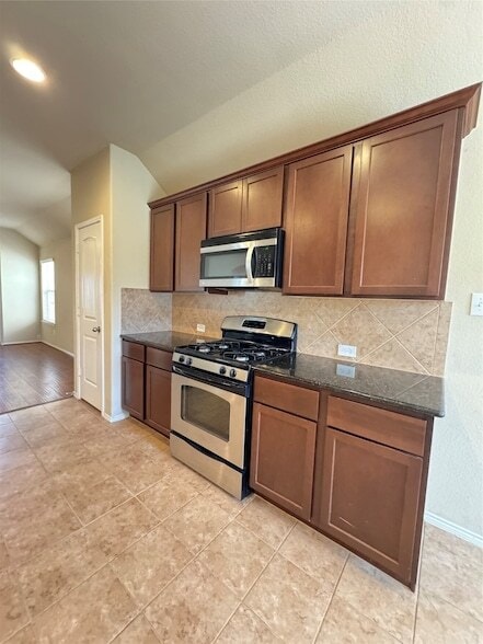 Building Photo - 2860 Houston Wood Dr