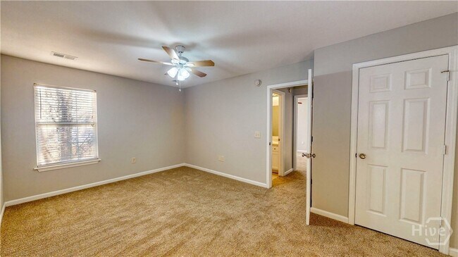 Building Photo - 5028 Winfield Dr