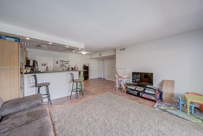 Building Photo - 7477 SW 82nd St