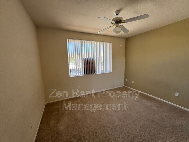 Building Photo - 16013 S Desert Foothills Pkwy