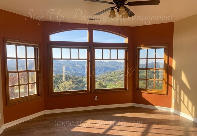 Building Photo - Elegant Mountain-View Home with Solar, Wel...