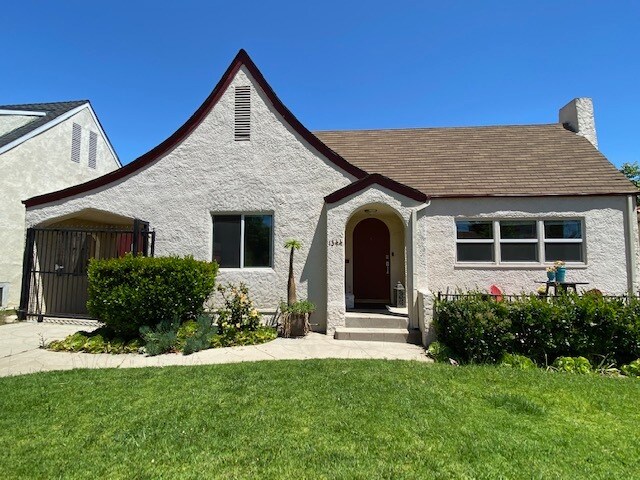 Building Photo - 1344 S Curson Ave