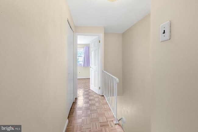 Building Photo - 6736 Emlen St