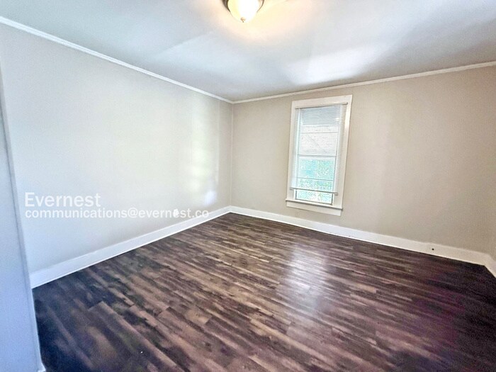 Building Photo - 1302 Frisco St