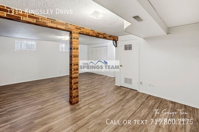 Building Photo - 1314 N Kingsley Dr