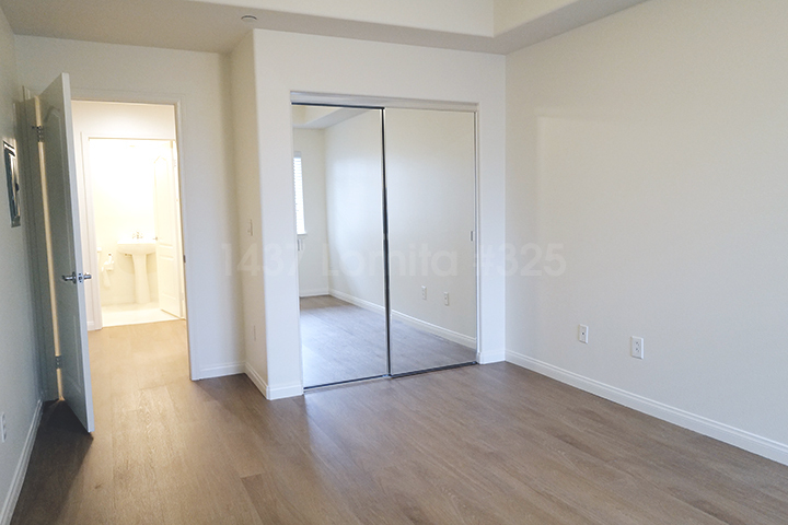 Building Photo - 1437 Lomita Blvd