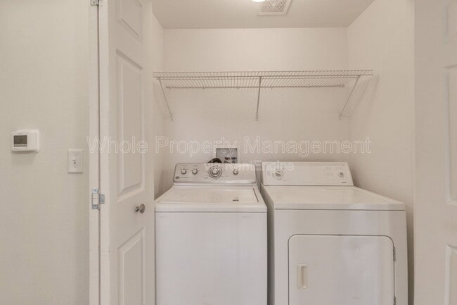 Building Photo - 5340 Raritan St