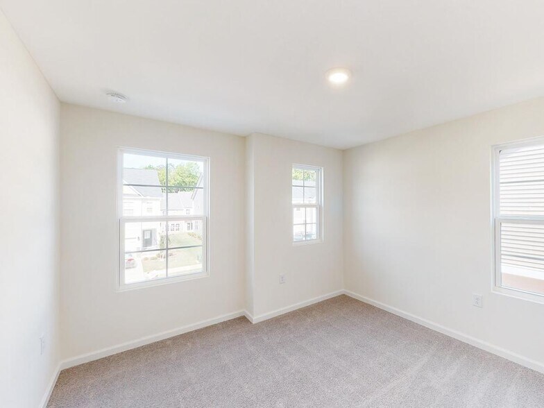 Building Photo - 1224 Grenshaw Dr