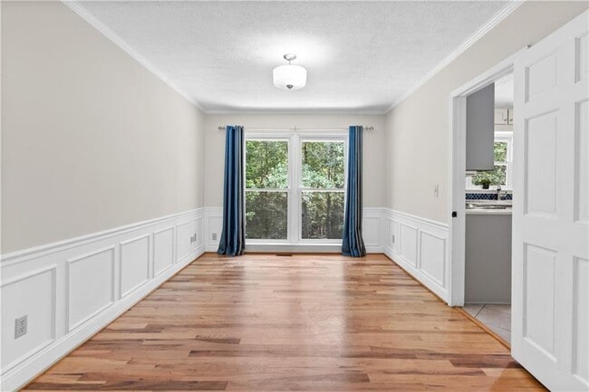Building Photo - 1428 Brookcliff Dr