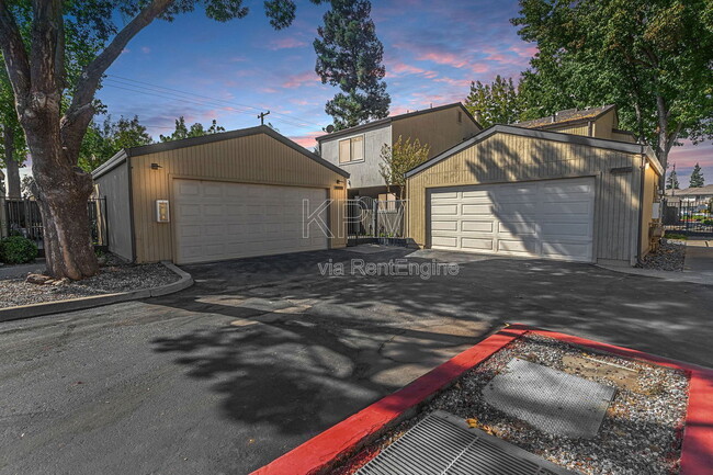 Primary Photo - 955 Academy St