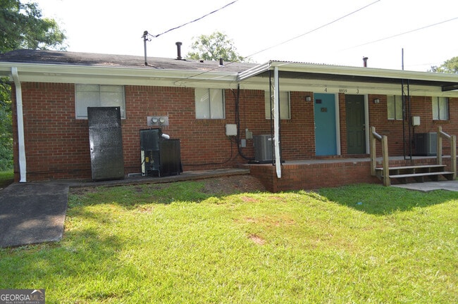 Building Photo - 8859 E Main St