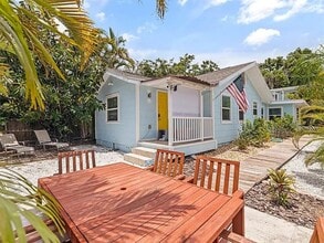 Building Photo - 4801 14th Ave S