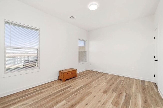Building Photo - BRAND NEW 3 Bedroom Townhome!