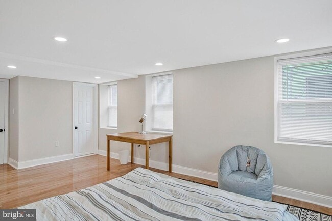 Building Photo - 1102 Carroll St