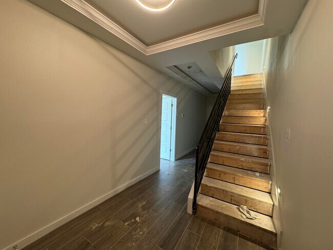 Building Photo - 210 Veracruz Dr