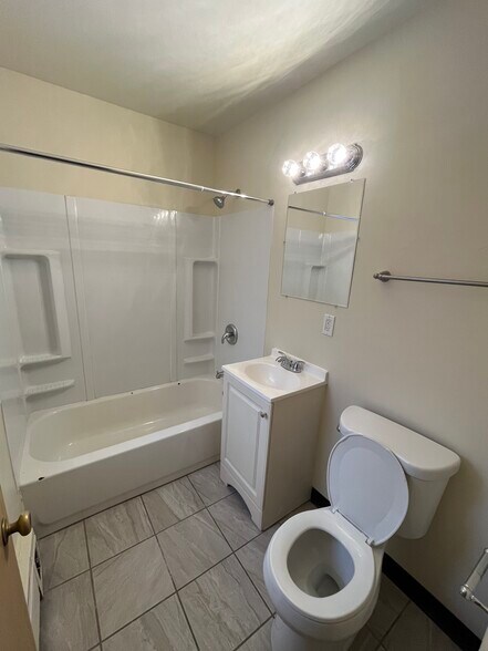 Bathroom - 8428 W Lisbon Ave