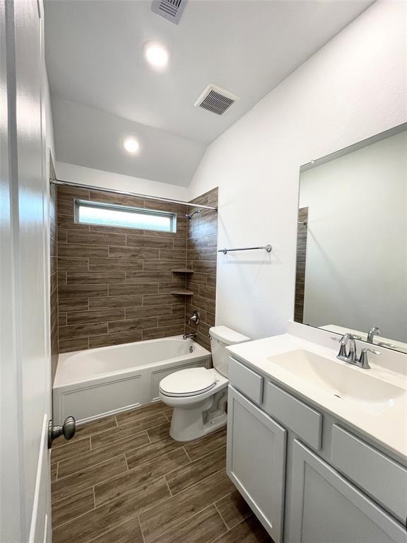Building Photo - 2243 Rustboro Dr