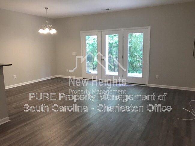 Building Photo - 160 Buchanan Cir