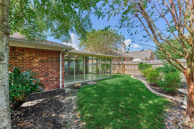 Building Photo - 24910 Corbin Gate Dr