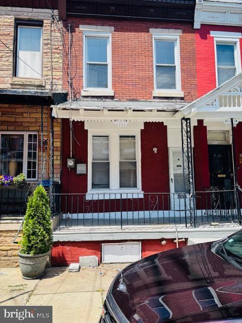 Primary Photo - 3050 N Sydenham St